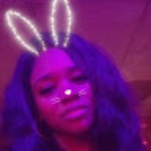 COPY - Meet your Posher, Nicole From BlazeNYC - Picture 1 of 1